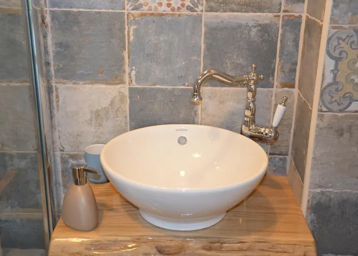 Grand Cru 3. Vendeghaz בית נופש *